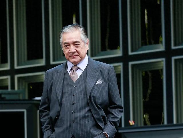 老戏骨秦沛之女，38岁姜丽文宣布离开TVB，多位好友留言祝福