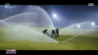 她替富二代闺蜜相亲，一顿狗血操作之后，却被财阀老板看上了