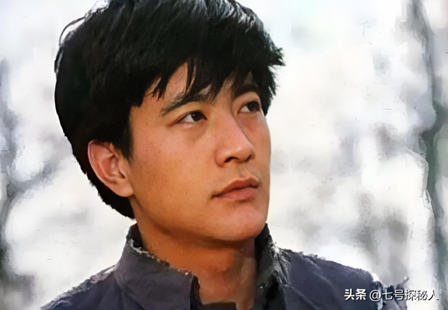 周里京一生清高不炒作，唯一心里过不去的坎，就是已故30年的妻子