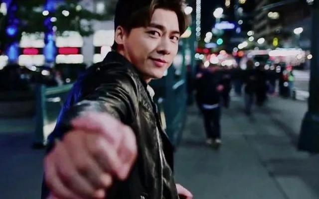 《我在北京等你》名场面:李易峰江疏影高甜对戏,隔氧气罩接吻