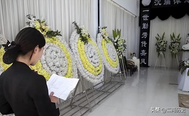 我，90后女生，在殡仪馆给死人化妆，印象最深的是第一次上岗
