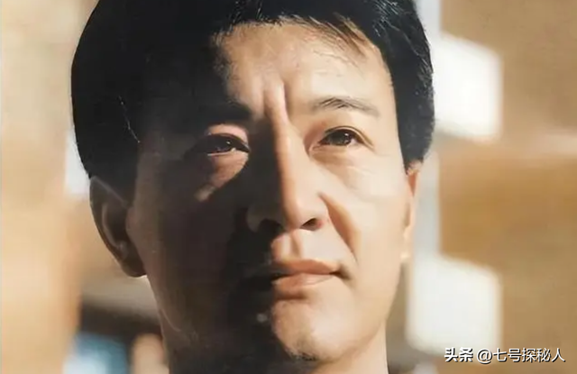 周里京一生清高不炒作，唯一心里过不去的坎，就是已故30年的妻子