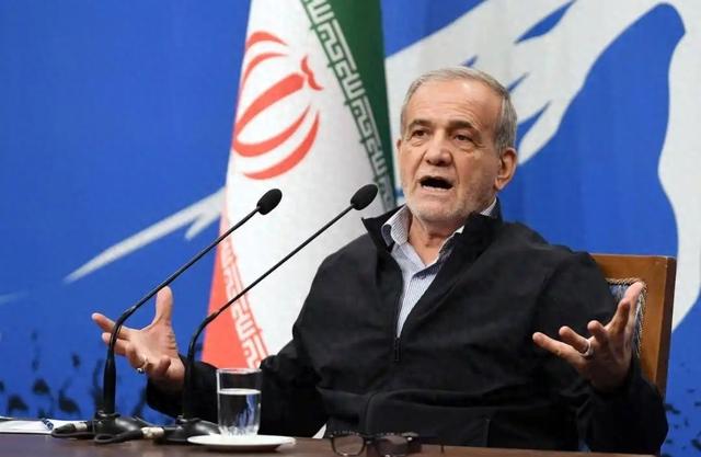 局势在变，万斯可能当总统，82岁拜登找到新工作，美国公务员惨了