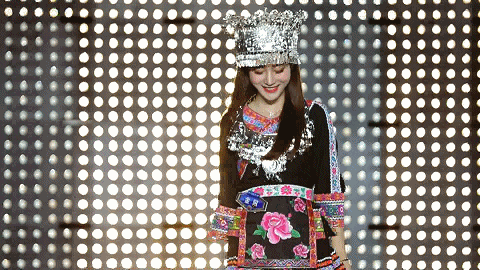 “灭霸”要求婚？答题节目秒变相亲现场……