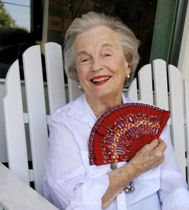 “我是你的粉丝”说成 I'm your fans? 错得很离谱