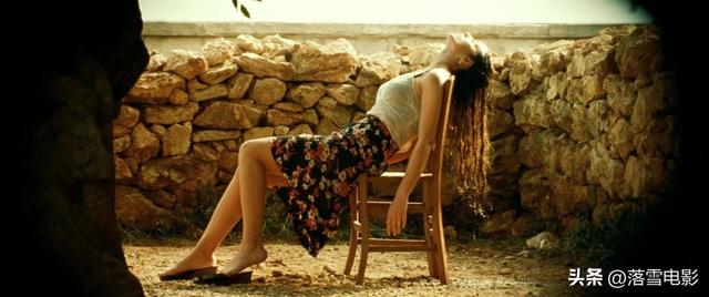 只是大尺度?那你太小看《西西里的美丽传说》了!