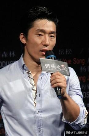 “武痴”岳松，成就不高调性高，与“功夫巨星”的差距在哪里？