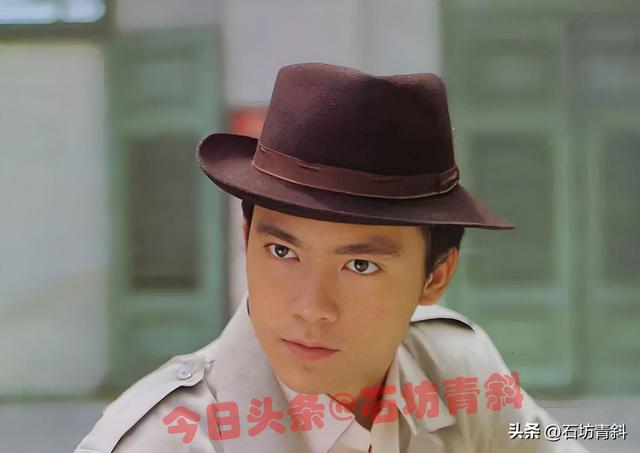 新加坡初代偶像王玉清,反复回电视台,离婚三次,两个孩子的爹