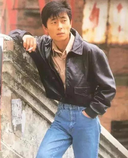 王杰：60岁的我一无所有，遭人陷害妻离子散，庆幸还有粉丝喜欢我