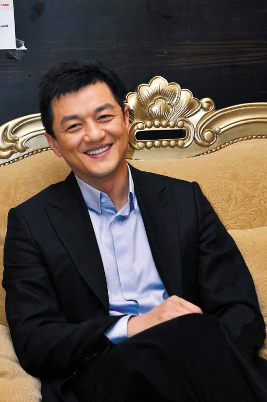 李亚鹏欠薪道歉后续！下海经商一地鸡毛，走到这一步与王菲有关