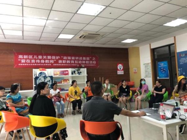 不是在最好的时光遇见你，而是遇见你才是最好的时光