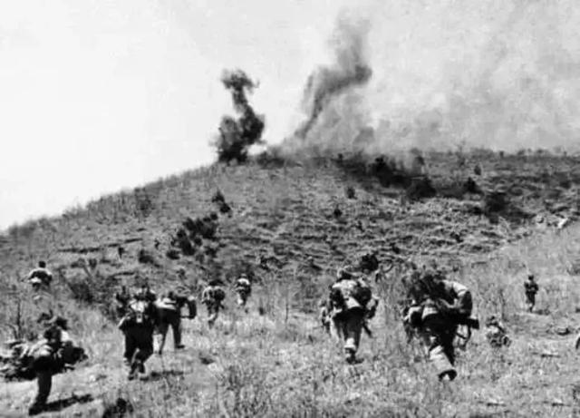 有人问，单兵的极限在哪里？近代史里或许有答案！