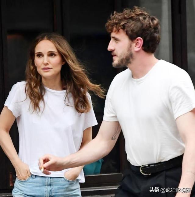 43岁“球花”娜塔莉波特曼，终于开始新恋情，12年婚姻一败涂地