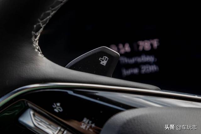 2024款凯迪拉克锐歌Lyriq评测:美观豪华,质感欠佳