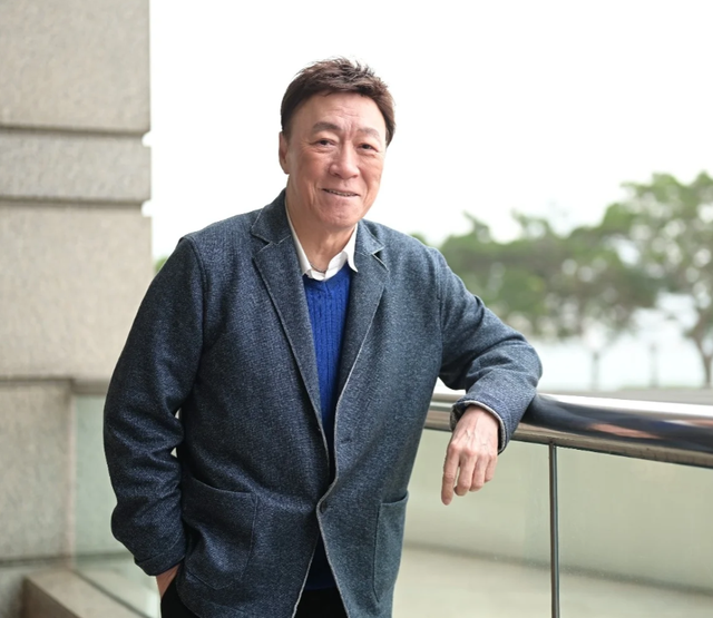 陈欣健太太患病13年，他像照顾婴儿一样24小时守护，拒绝女儿插手