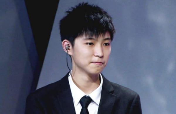 这节目是不是有毒？淘汰的蔡徐坤和王俊凯火了，冠军却销声匿迹