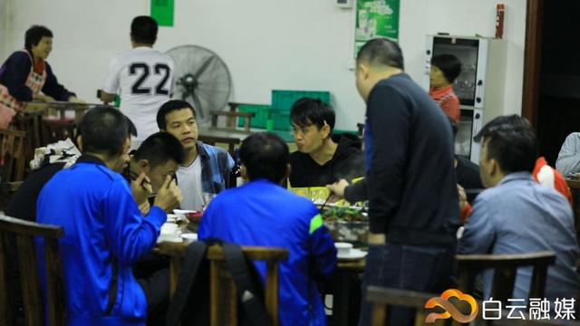 走!打卡云溪湾,尝乡间美食、看农家晒稻、走绿道摘果蔬……