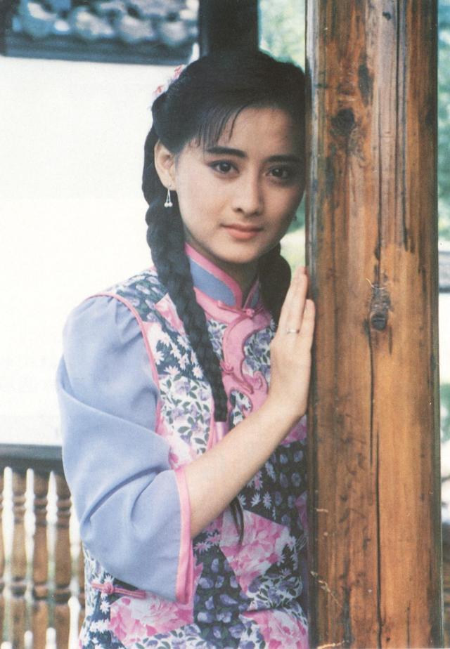 让百亿富豪折腰的陈德容:3任男友爱她痴狂,嫁给同学后坚持丁克