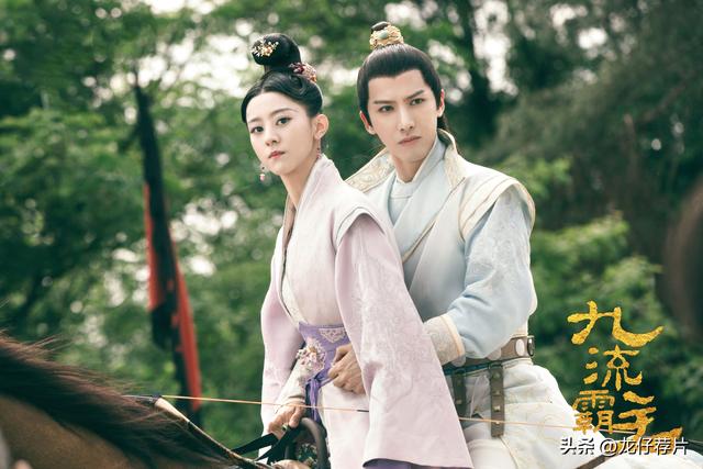 白鹿主演的10部剧,火了3部,垮了3部,关键还要看男主是谁