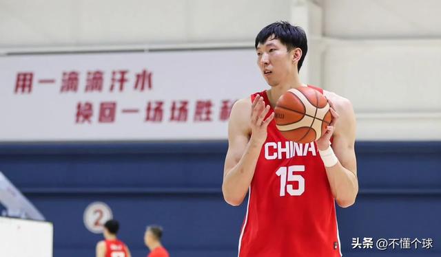 赵睿蜕变宣言:从“火药桶”到男篮队长,如何用冷静点燃复仇之火