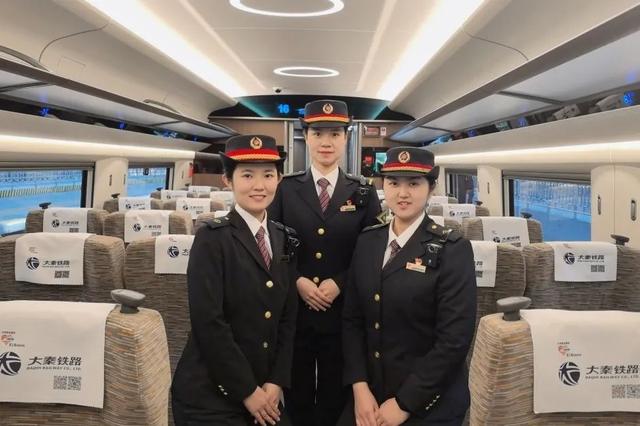 这个乘务组“颜值”“能力”与“服务”齐飞！