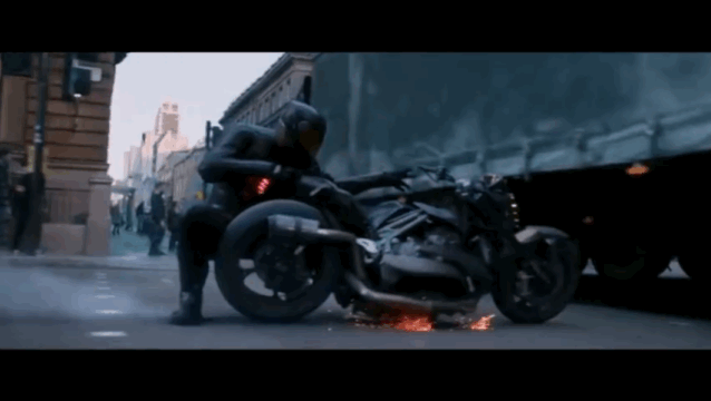 巨石强森、郭达斯坦森联手“白寡妇”,反派能有胜算?