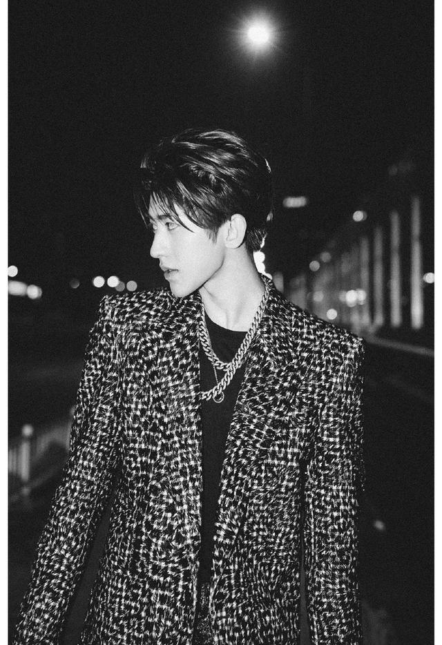 南都娱乐2018十大人物·蔡徐坤 强势人气，顶级流量