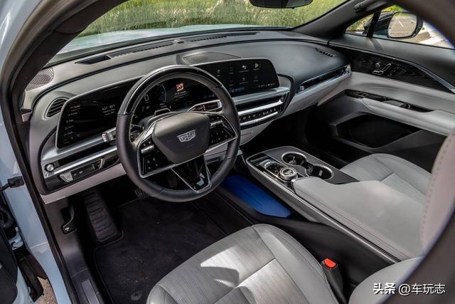 2024款凯迪拉克锐歌Lyriq评测:美观豪华,质感欠佳