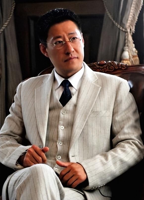 太意外了！于震主演了33部谍战剧，为何一部没火！你怎么看？