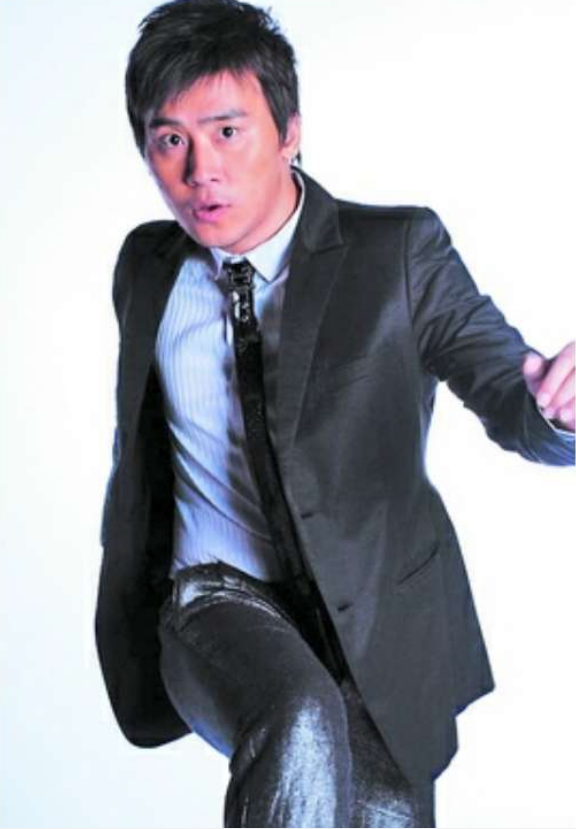 知名主持人马可，追梦路上有艰辛，成名娶同行妻子生一女幸福美满