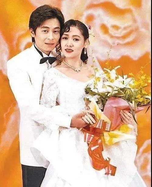 王杰：60岁的我一无所有，遭人陷害妻离子散，庆幸还有粉丝喜欢我