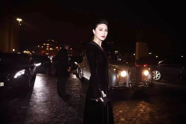 眼中有戏，柔而不腻，田海蓉总是能将女人的风情演绎得恰到好处