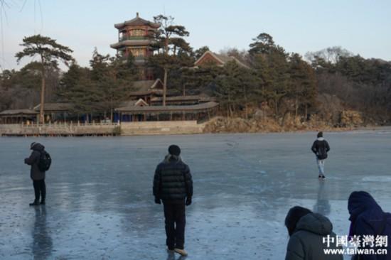 台湾少数民族大陆“过冬”体验：又“冻”又“暖”
