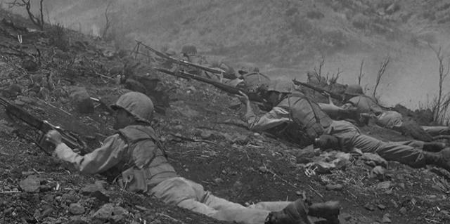 有人问，单兵的极限在哪里？近代史里或许有答案！