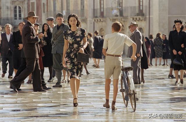 只是大尺度?那你太小看《西西里的美丽传说》了!