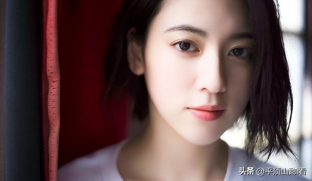 纯欲天花板三吉彩花，天使面孔魔鬼身材超A写真，只可惜是日本人