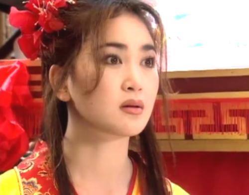 《金瓶梅》中放荡狠毒的潘金莲，其实是个缺钱又缺爱的女人