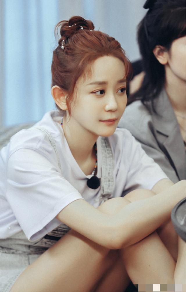 回忆杀!《新还珠》主演重聚,“小燕子紫薇含香”贴脸亲亲超有爱