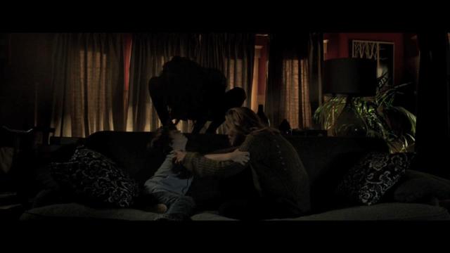 谁说欧美没恐怖片？这部温子仁监制的电影吓得我不敢关灯睡觉