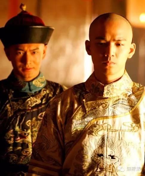 他花百年修得陆励成，千年修得何以琛，一路繁花相送，钟汉良就这么修成了IP男神！