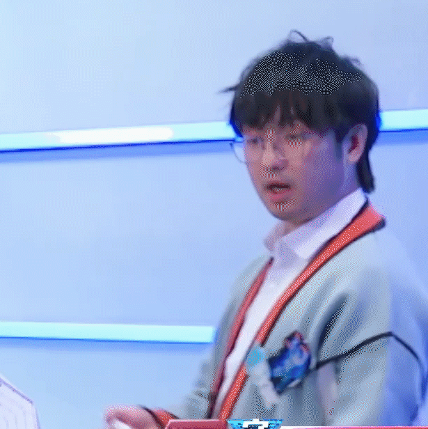 公开质疑马嘉祺成绩,怒怼粉丝“九漏鱼”称呼,网红火树什么来头