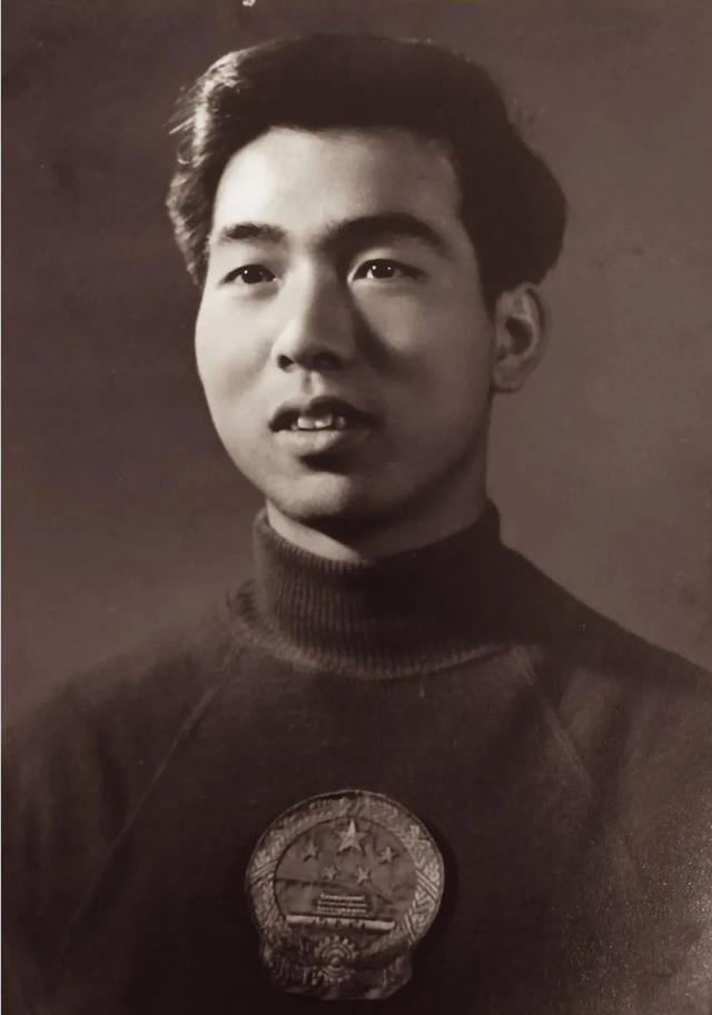 “冷面杀手”刘伟:从乒乓球世界冠军到北大博士,不嫁富商嫁爱情