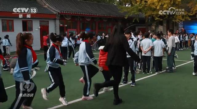 焦点访谈：15分钟“小美好” 释放校园新活力