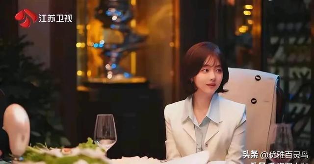 1米62，人圆腿粗，相貌平平的谭松韵，何德何能搭档许凯演女一？