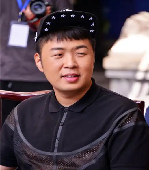 杜海涛瘦50斤成纸片人，穿搭时尚变身小鲜肉，和沈梦辰越来越般配