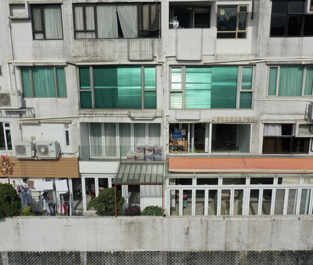 陈百祥大宅僭建遭责令拆除,僭建面积近200平米,无视警告达13年