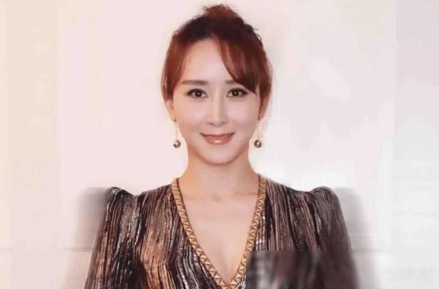 云南盛产美女!来自云南的20位女星,个个如花似玉,婀娜多姿