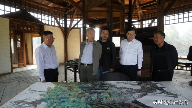 省关工委执行主任、省委原副书记、原省长张中伟一行到德昌调研