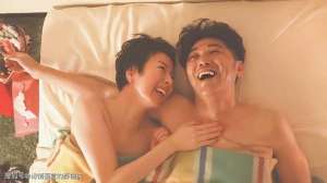 曰本一级黄色片(《黄昏朋友》：情欲与心灵，日本19禁探索之旅)