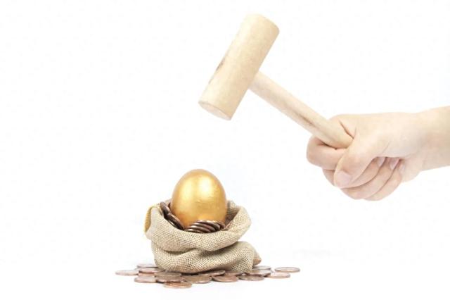 直播间“砸蛋”可以赚钱？当心，涉嫌赌博！